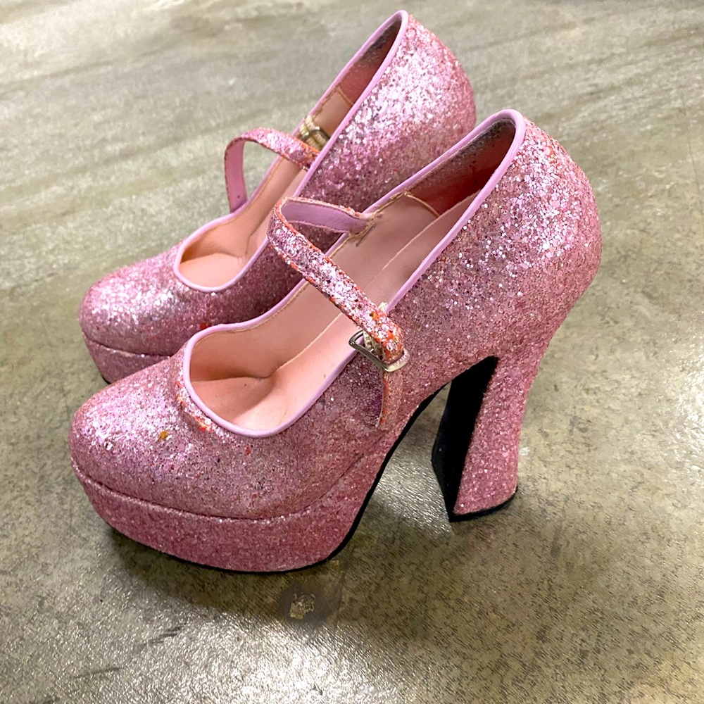 I got these  shoes at a vintage store in Burbank, CA. To shoot a commercial.